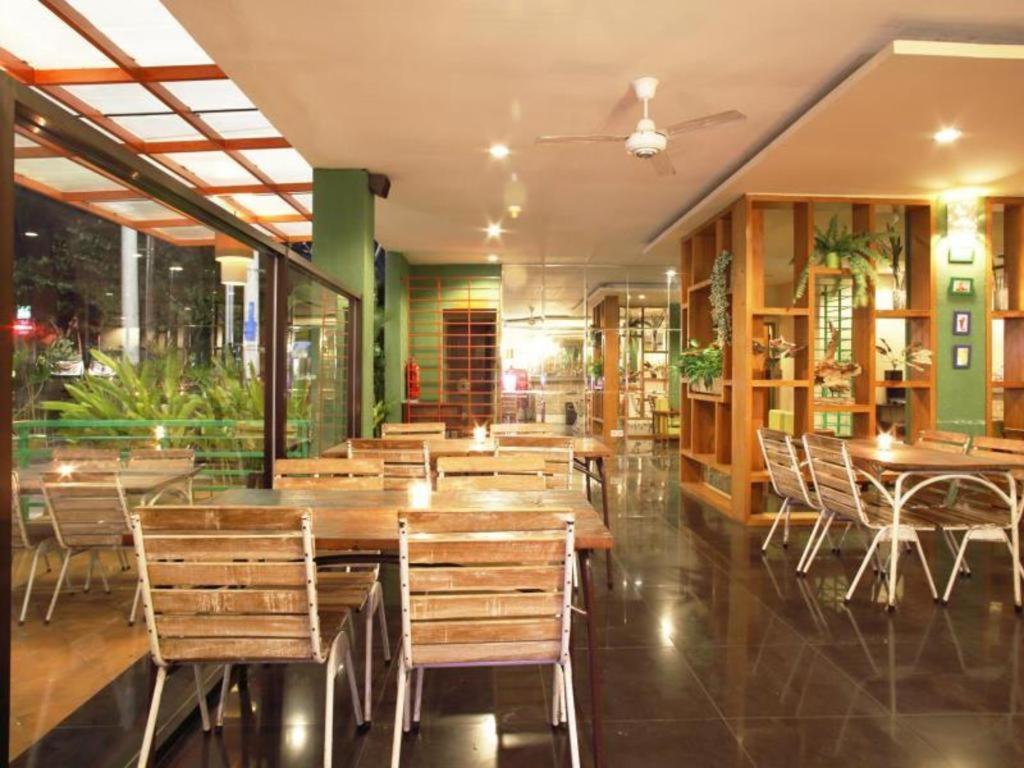 Spazzio Bali Hotel Kuta Lombok Extérieur photo